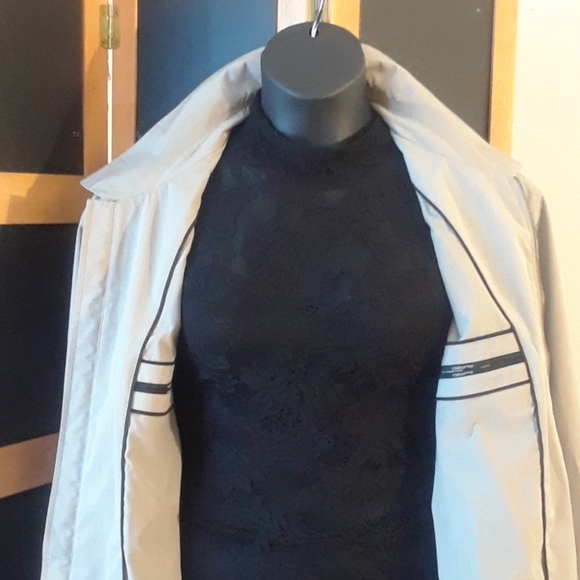 Claiborne Foamtech Jacket - Picture 11 of 16